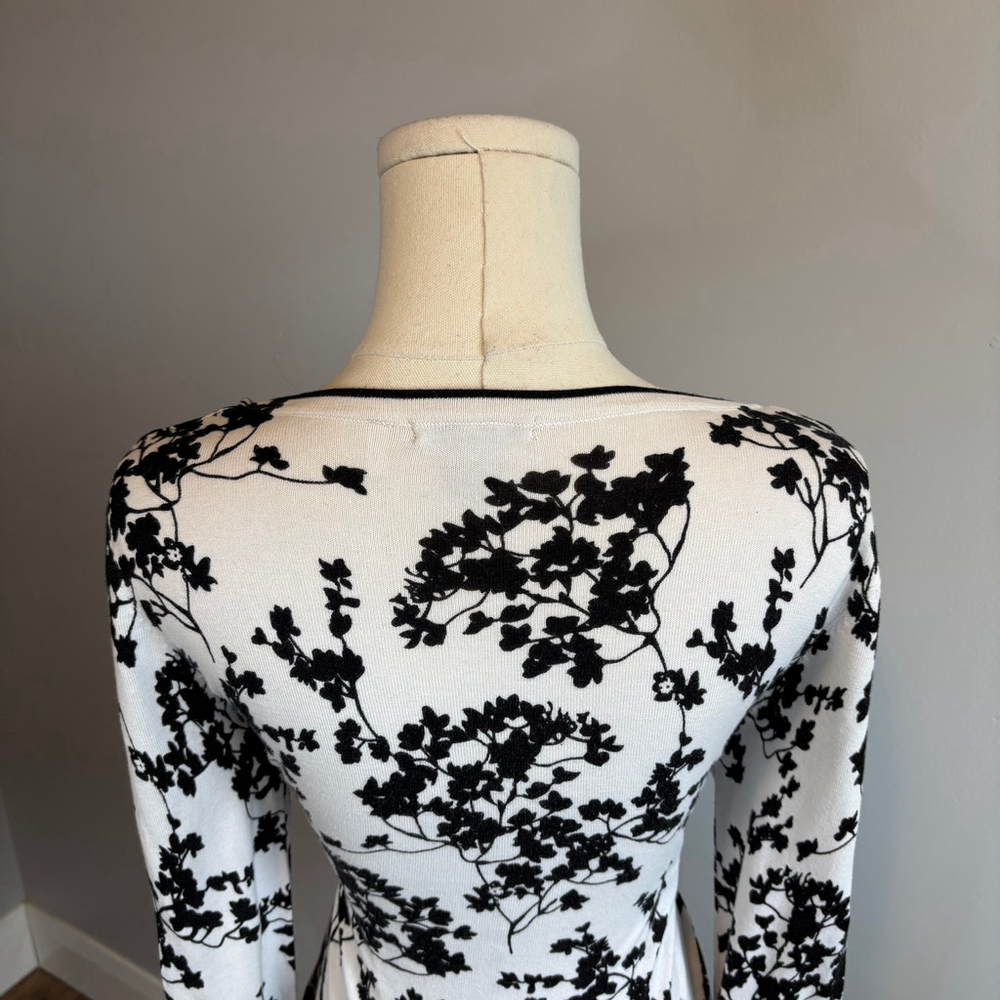 H&M Women's Black & White Floral Cotton Knit Cardigan, SZ M - Picture 5 of 8